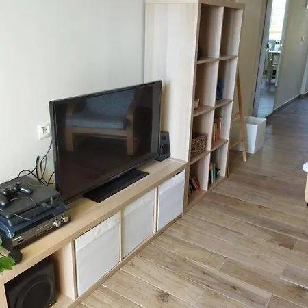 Holiday home διώροφη μεζονέτα με θέα την θάλασσα *